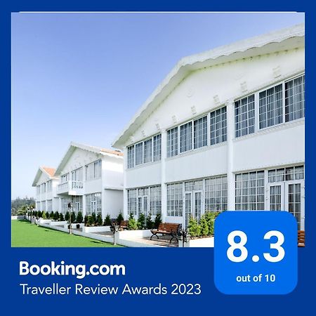 Treebo Skydale Inn & Suites With Mountain View Ooty Dış mekan fotoğraf